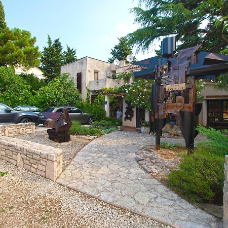 Apartments Nenad 1720 Premantura Kültér fotó