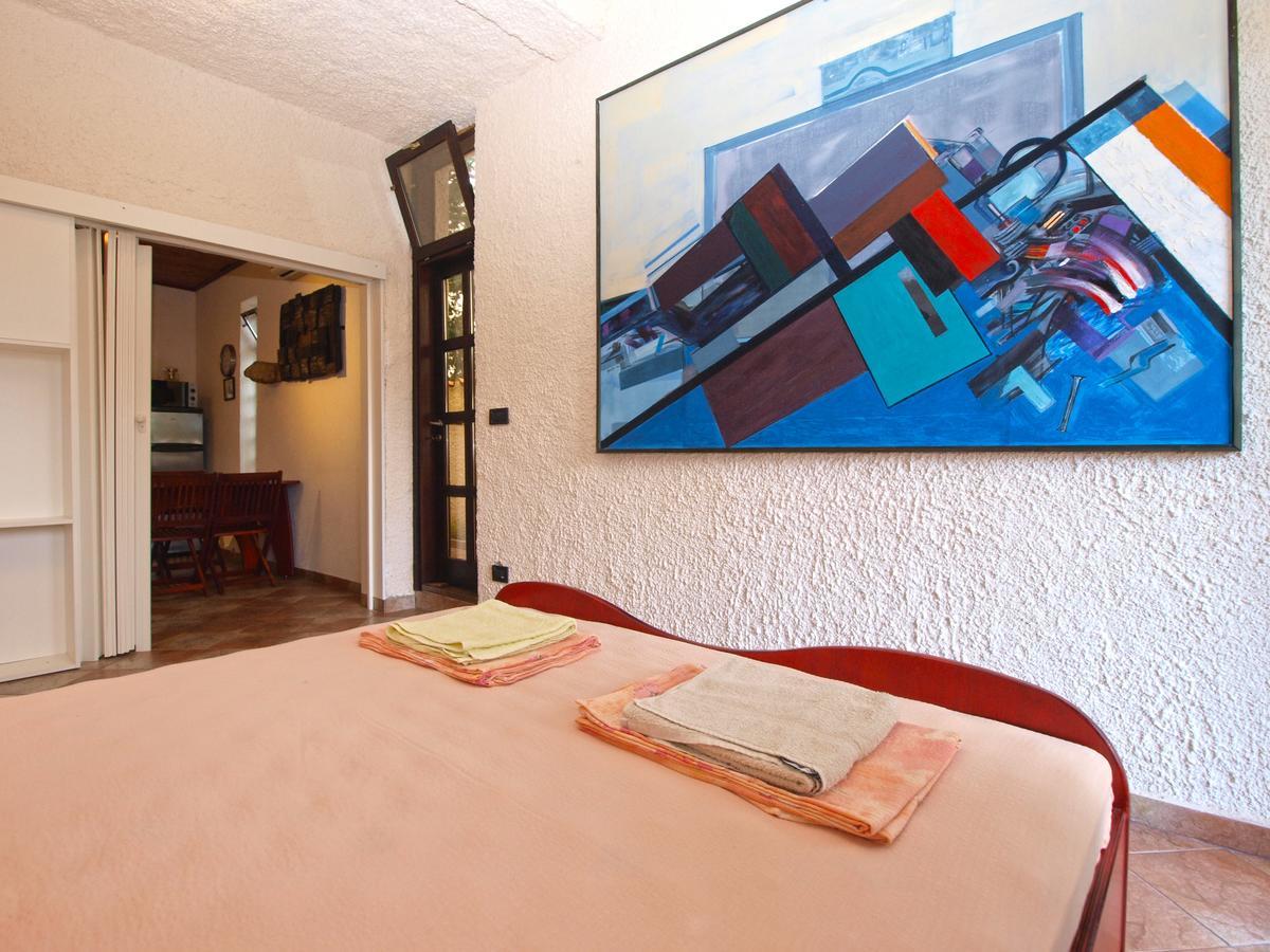 Apartments Nenad 1720 Premantura Kültér fotó