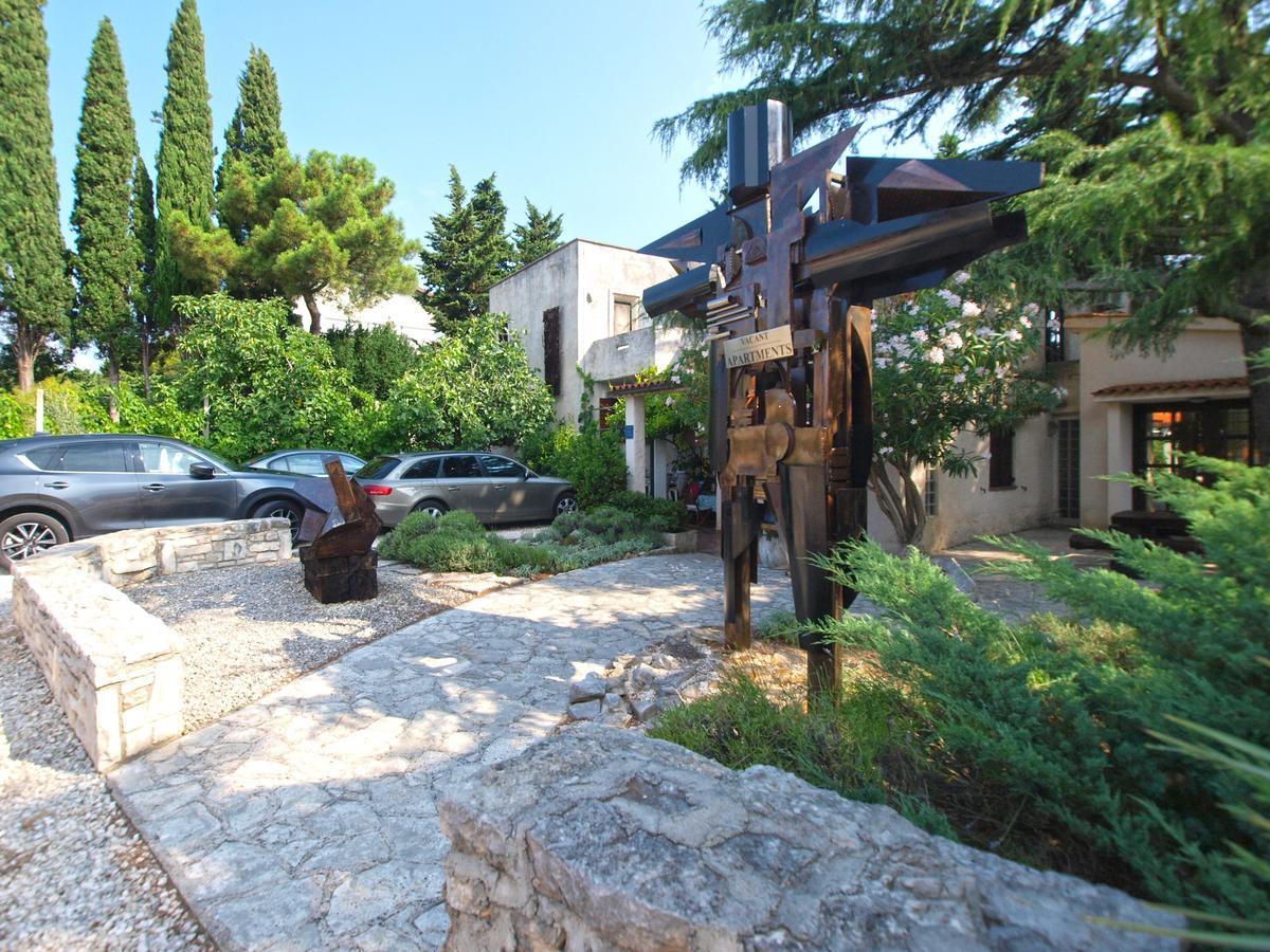 Apartments Nenad 1720 Premantura Kültér fotó