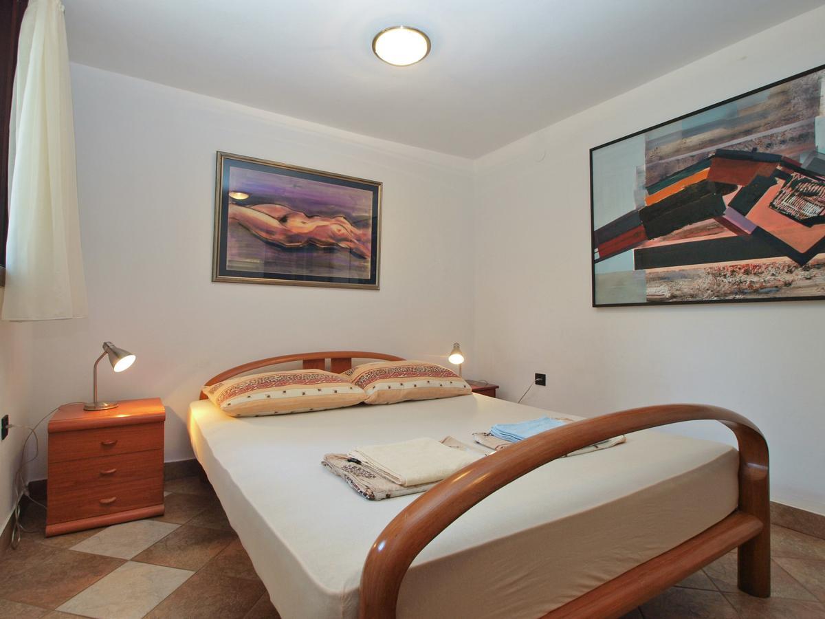 Apartments Nenad 1720 Premantura Kültér fotó