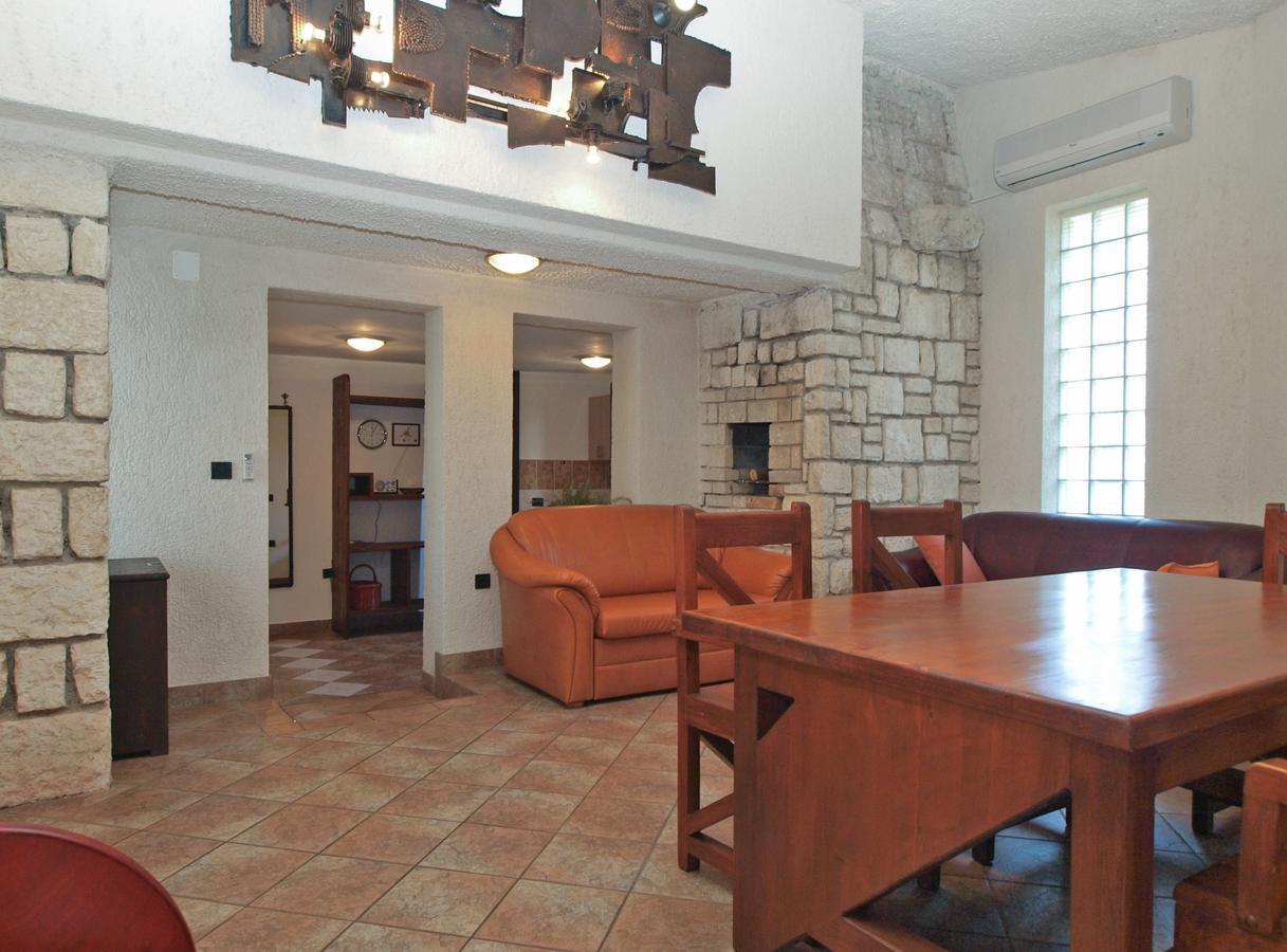 Apartments Nenad 1720 Premantura Kültér fotó