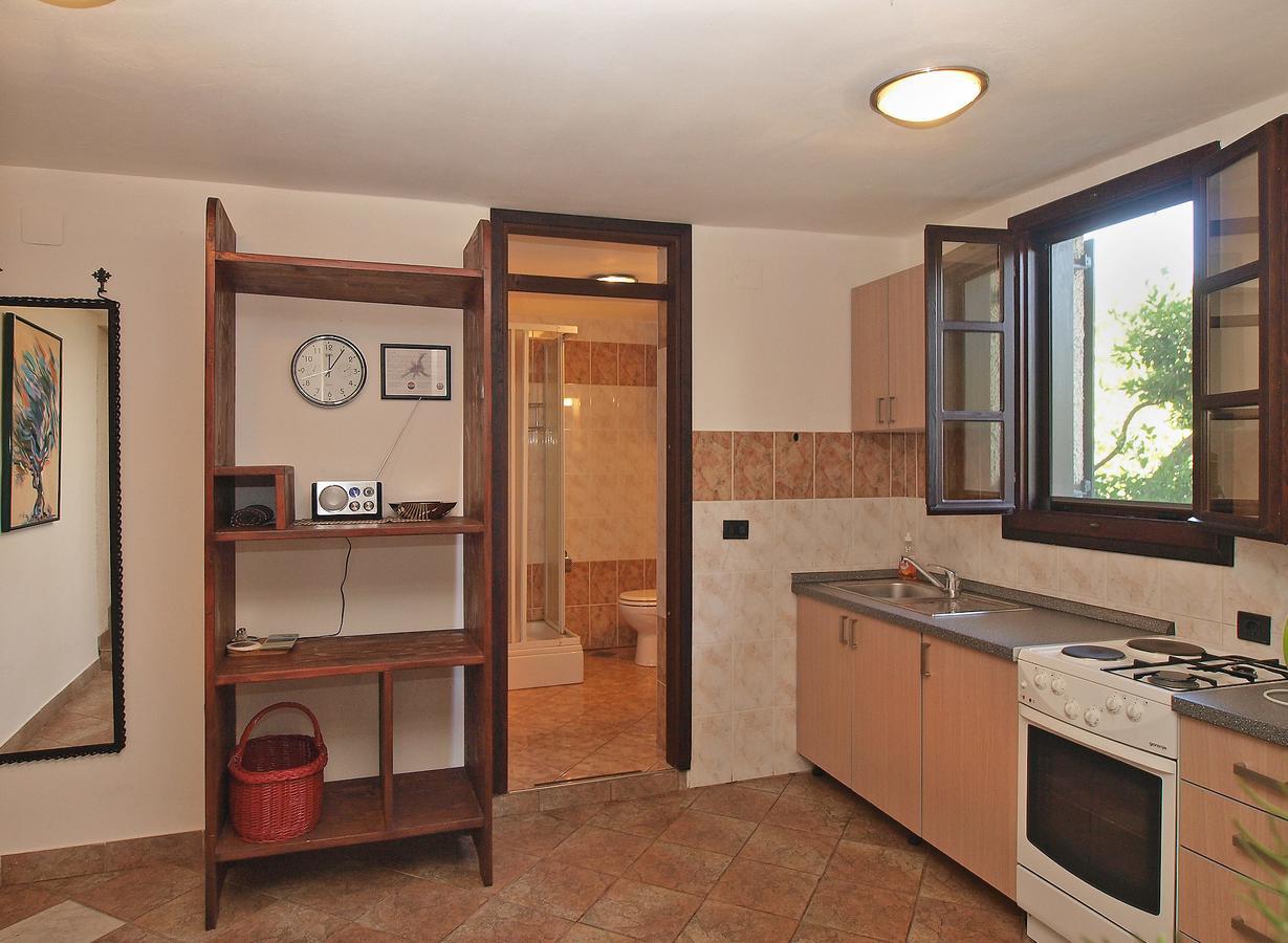 Apartments Nenad 1720 Premantura Kültér fotó